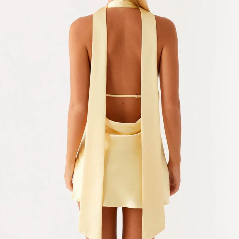 שמלת סאטן קצרה דגם גילה