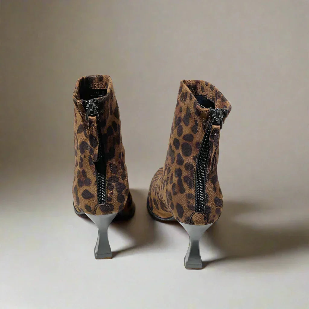 מגפי שפיץ מנומר דגם אורית