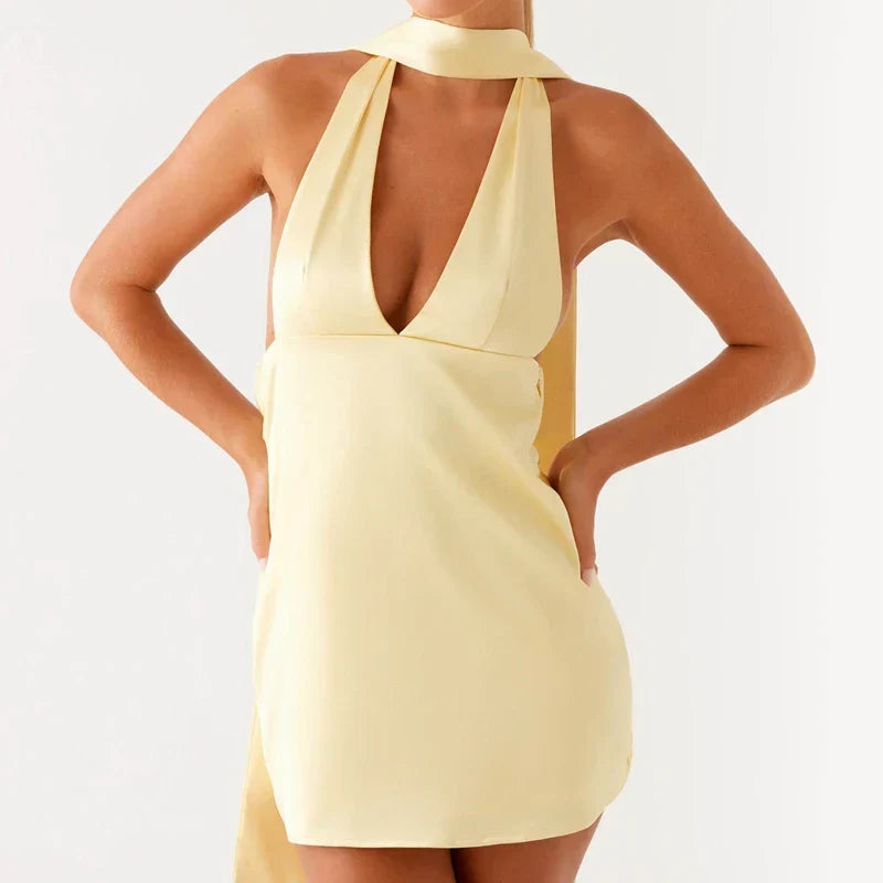 שמלת סאטן קצרה דגם גילה