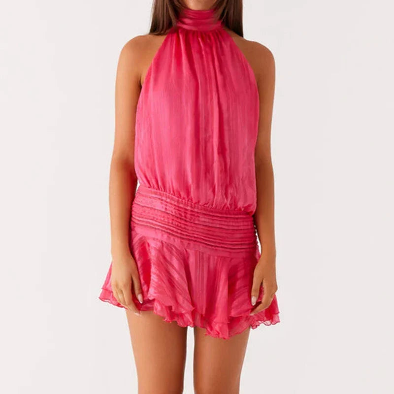 שמלת מיני עם קפלים וגב פתוח דגם שהם